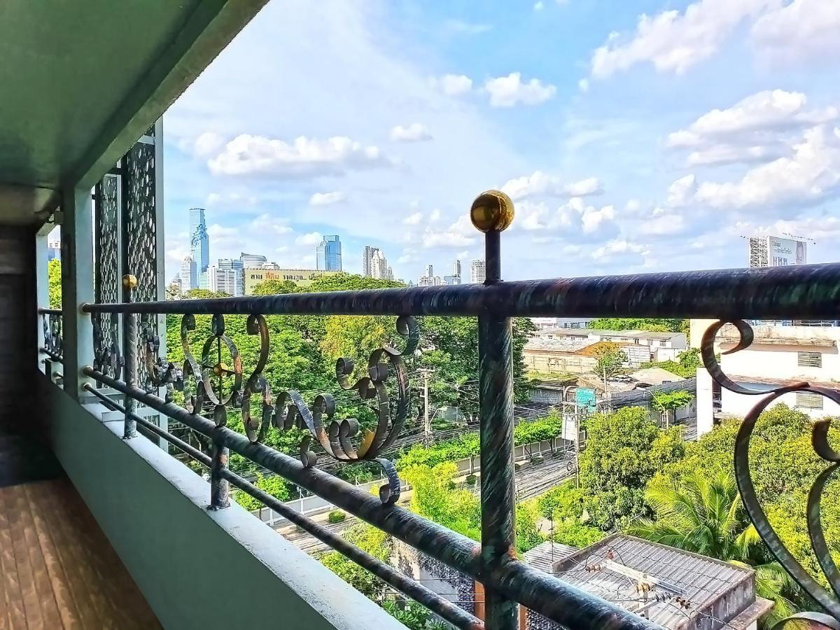 The Montana alojamiento - Sathorn Bangkok Exterior foto